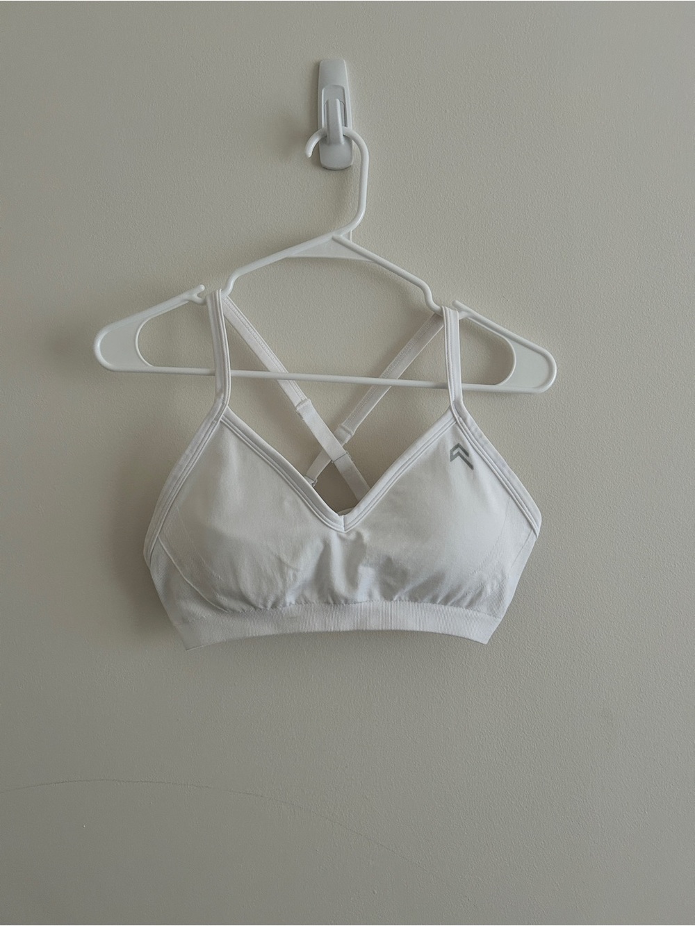 Oner Active White Crisscross Sports Bra